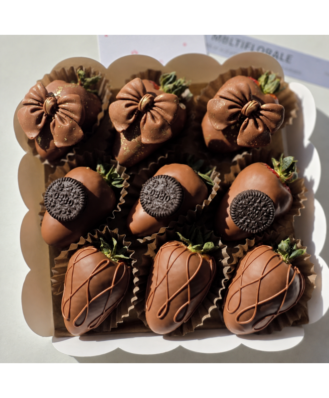 9 ягод с бантиками и печеньем «Oreo»